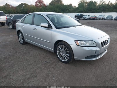 VOLVO S40 2010