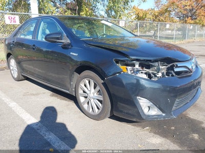 TOYOTA CAMRY HYBRID 2012