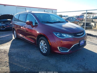 CHRYSLER PACIFICA 2018