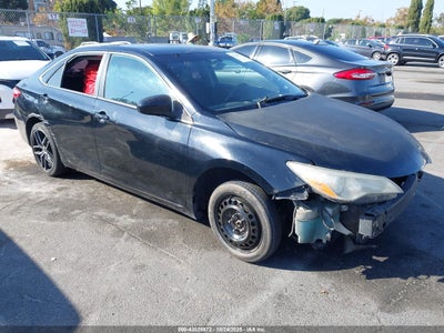 TOYOTA CAMRY 2015