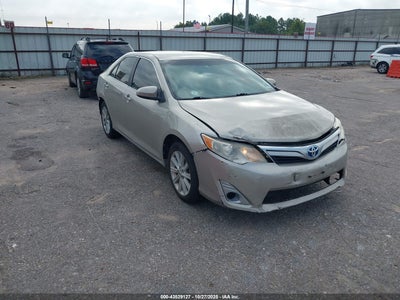 TOYOTA CAMRY HYBRID 2014