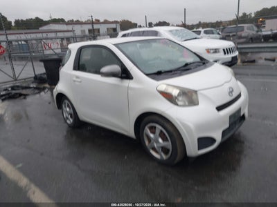 SCION IQ 2013