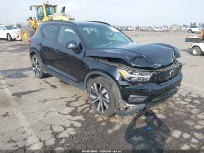 VOLVO XC40 RECHARGE PURE ELECTRIC 2021