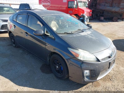 TOYOTA PRIUS 2010