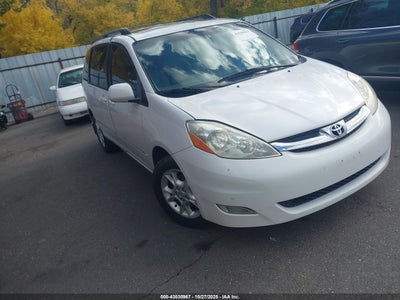 TOYOTA SIENNA 2006