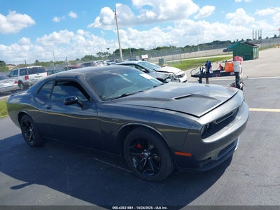 DODGE CHALLENGER 2016