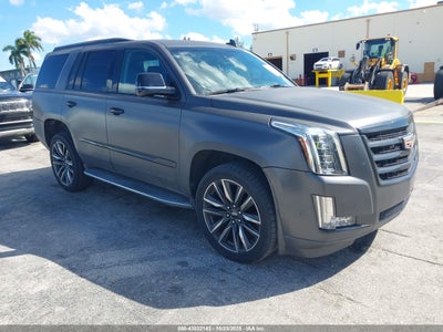 CADILLAC ESCALADE 2017