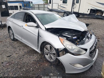 HYUNDAI SONATA HYBRID 2013