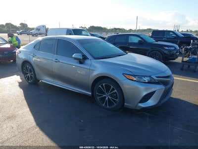 TOYOTA CAMRY 2018