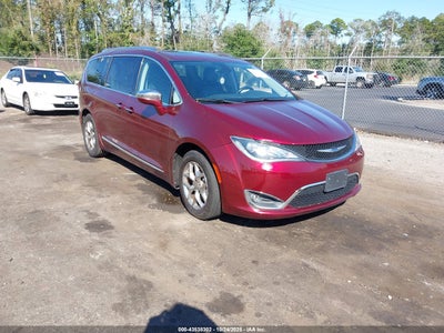 CHRYSLER PACIFICA 2018