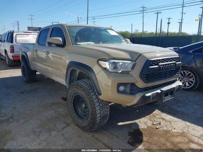TOYOTA TACOMA 2017