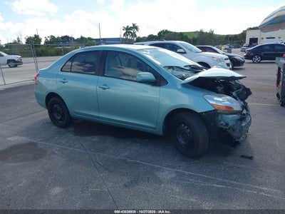 TOYOTA YARIS 2010