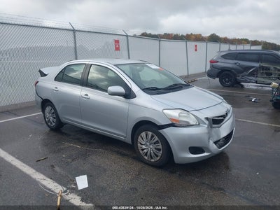TOYOTA YARIS 2012