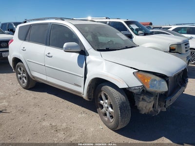 TOYOTA RAV4 2011