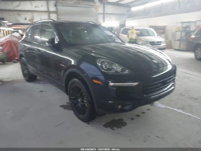 PORSCHE CAYENNE E-HYBRID 2016