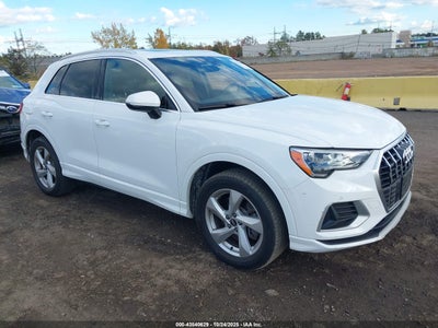 AUDI Q3 2022
