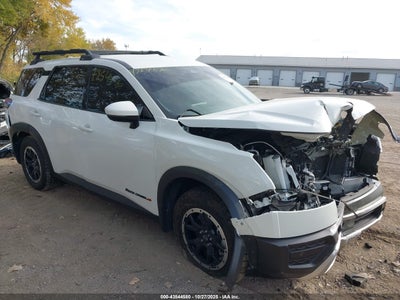 NISSAN PATHFINDER 2025