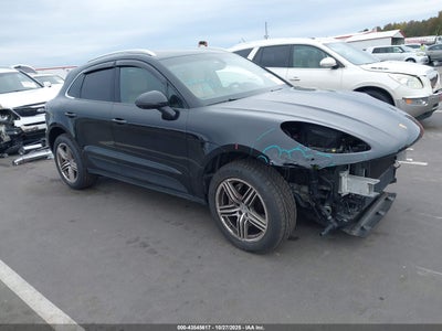 PORSCHE MACAN 2016