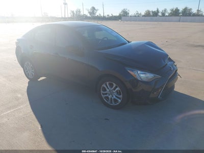 TOYOTA YARIS IA 2017