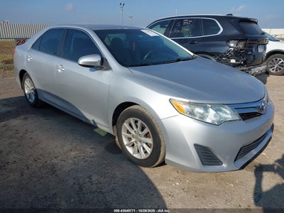 TOYOTA CAMRY 2012