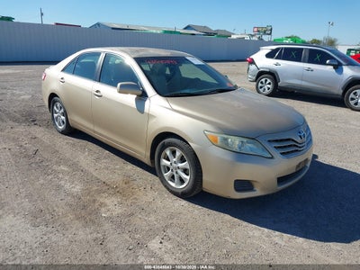 TOYOTA CAMRY 2011