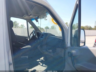 MERCEDES-BENZ SPRINTER 2500 2014