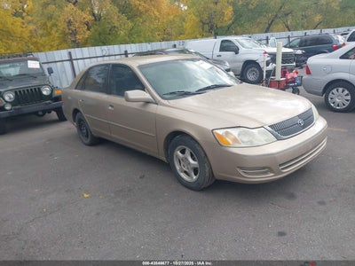 TOYOTA AVALON 2001