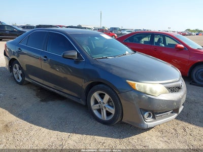 TOYOTA CAMRY 2012
