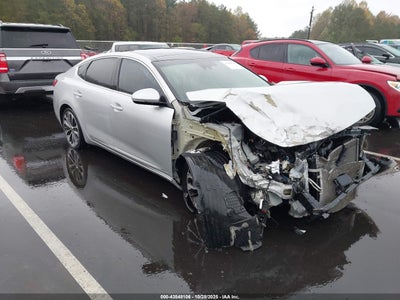 KIA CADENZA 2018