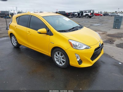 TOYOTA PRIUS C 2015