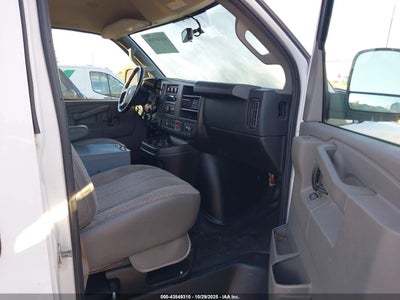CHEVROLET EXPRESS 2500 2017