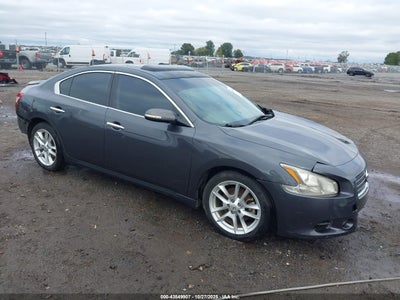 NISSAN MAXIMA 2011