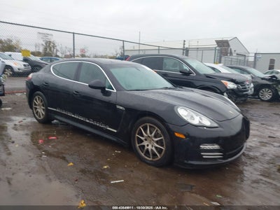 PORSCHE PANAMERA 2012