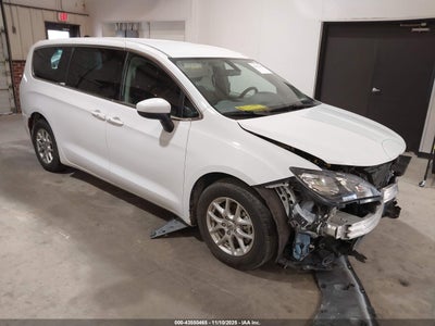 CHRYSLER VOYAGER 2022