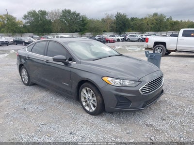 FORD FUSION HYBRID 2019