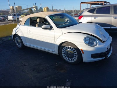 VOLKSWAGEN BEETLE 2014