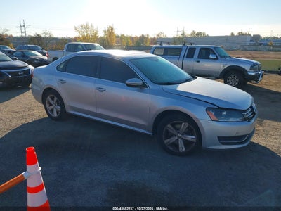 VOLKSWAGEN PASSAT 2012