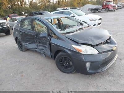 TOYOTA PRIUS 2013