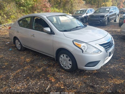NISSAN VERSA 2017