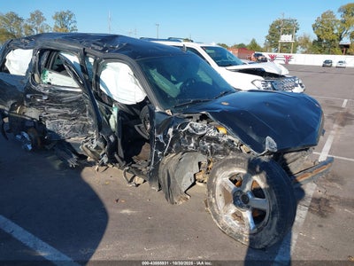 CHEVROLET TAHOE 2011