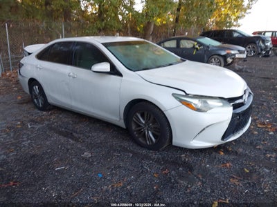 TOYOTA CAMRY 2016