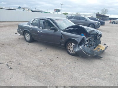 FORD CROWN VICTORIA 2004