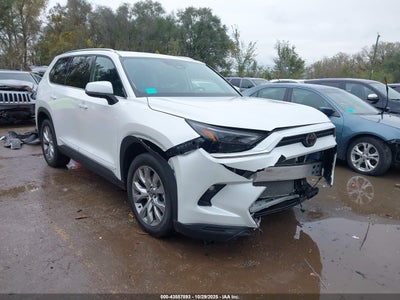 TOYOTA GRAND HIGHLANDER 2024