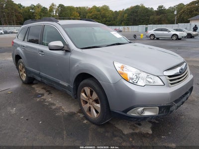 SUBARU OUTBACK 2010