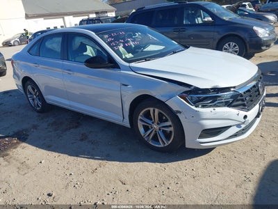 VOLKSWAGEN JETTA 2019