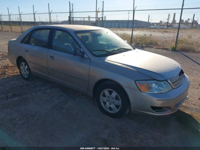 TOYOTA AVALON 2001