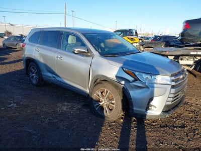 TOYOTA HIGHLANDER 2017