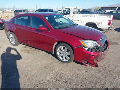 CHRYSLER 200 2013