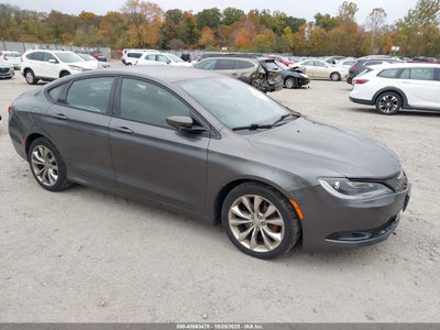 CHRYSLER 200 2015