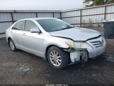 TOYOTA CAMRY 2011